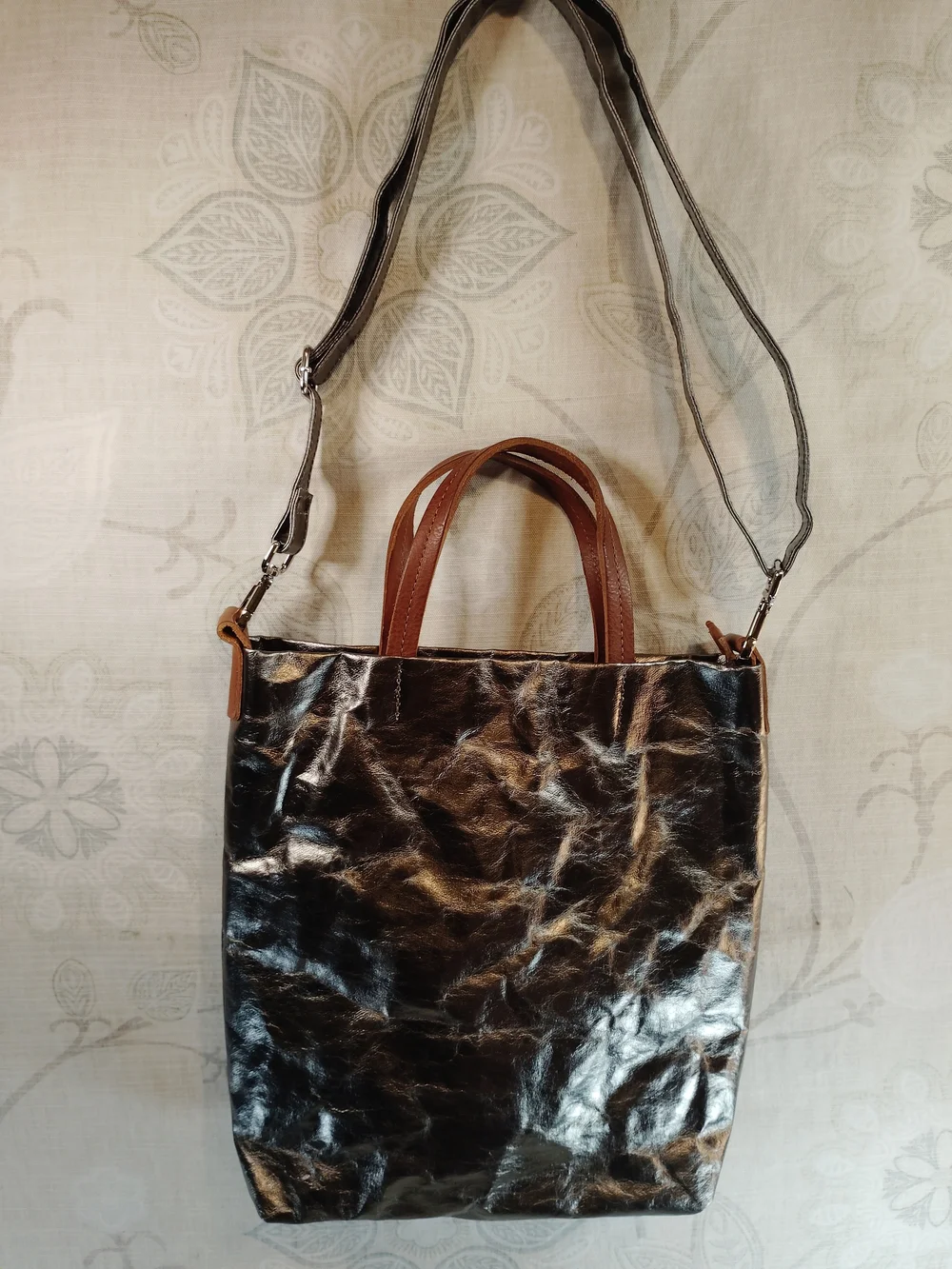 Uashmama Otti Stylish Metallic Dark Grey Crossbody Tote with Brown Handles